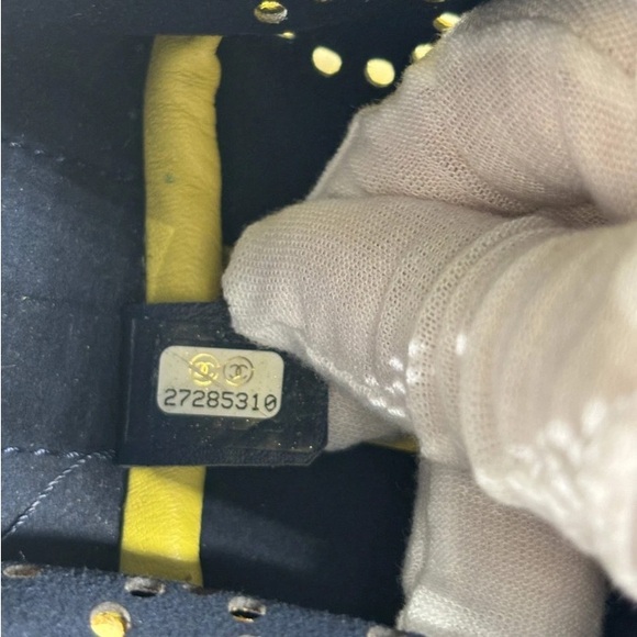 🔥Chanel Logo Eyelets Flap Bag Perforated Calfskin Leather , with Pochette , COA - Picture 4 of 5